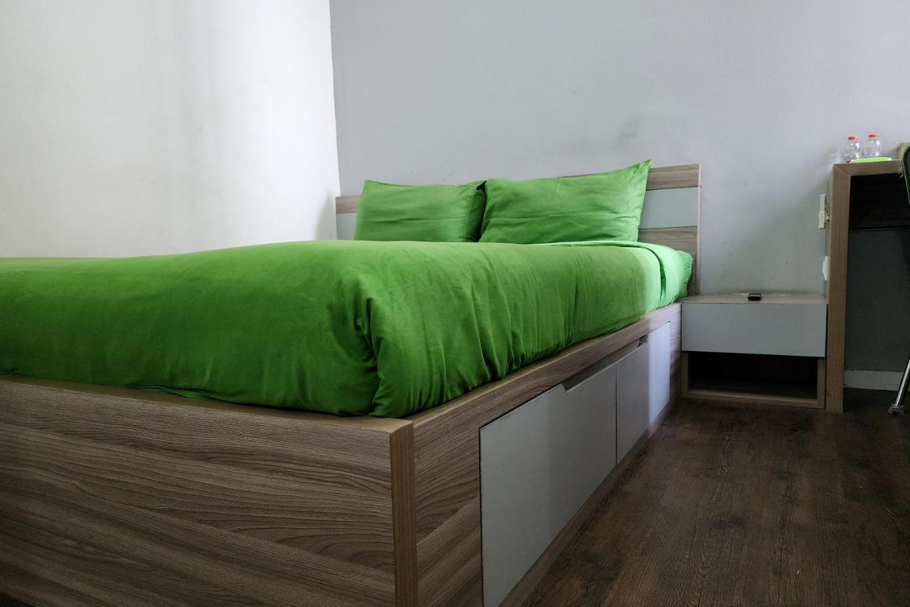 Barata Hotel Near Bandara Soekarno Hatta Тангеранг Экстерьер фото